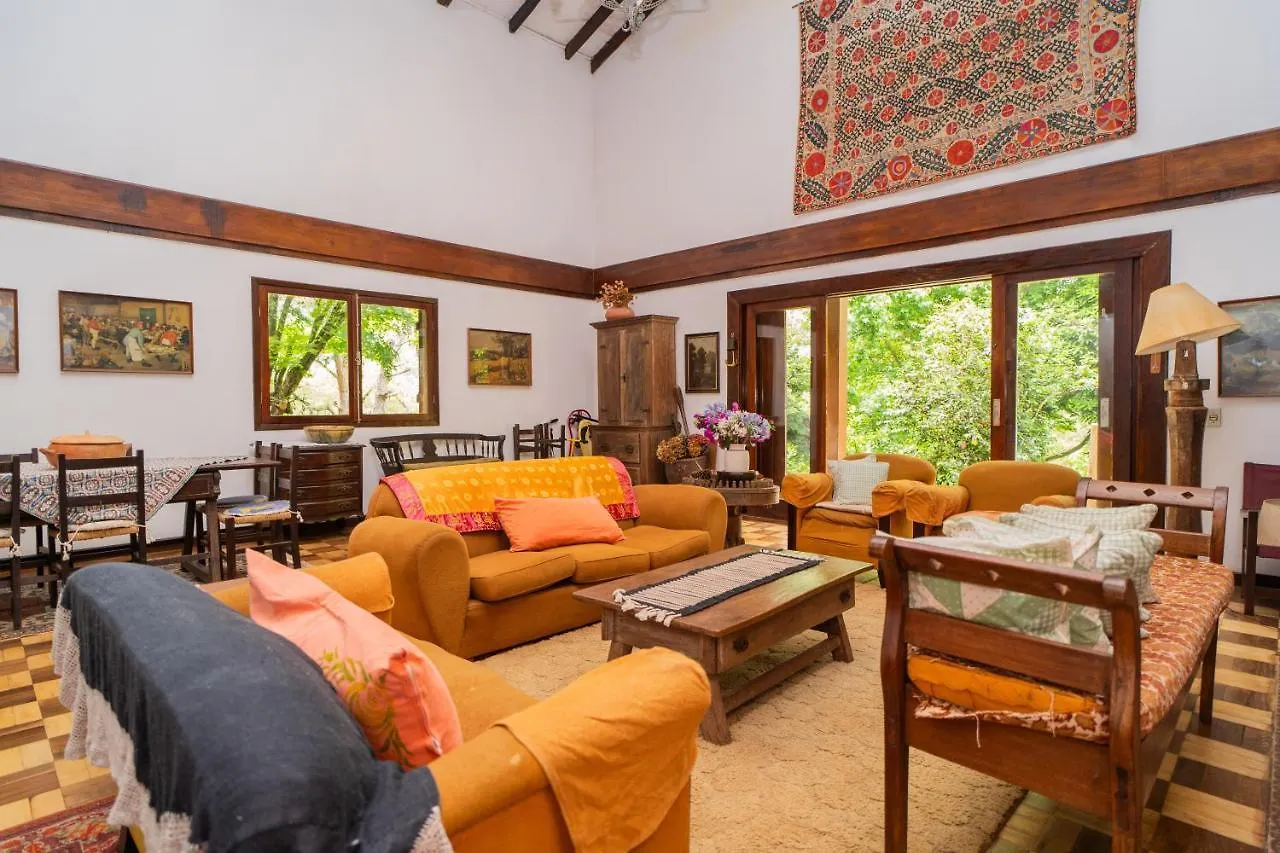 Incrivel Casa Com Cachoeira Em Meio A Natureza Campos do Jordão ブラジル